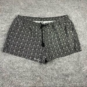 Old Navy Tribal Ikat Print Shorts, Black and White, Size Xl drawstring